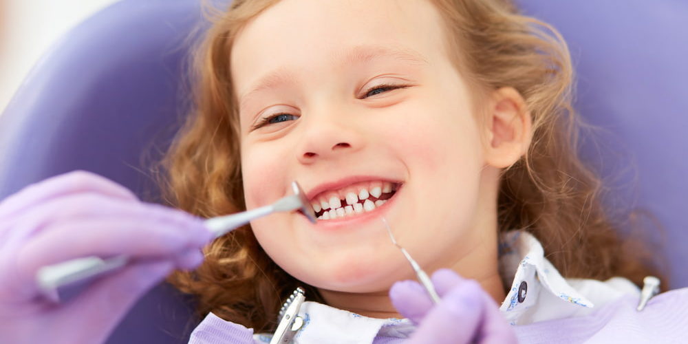 quali sono le possibili conseguenze che si possono verificare con un apparecchio ortodontico ai denti